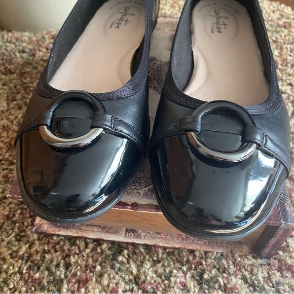 Clarks Ultimate Comfort Collection Black Flats size 8.5 - Picture 6 of 7